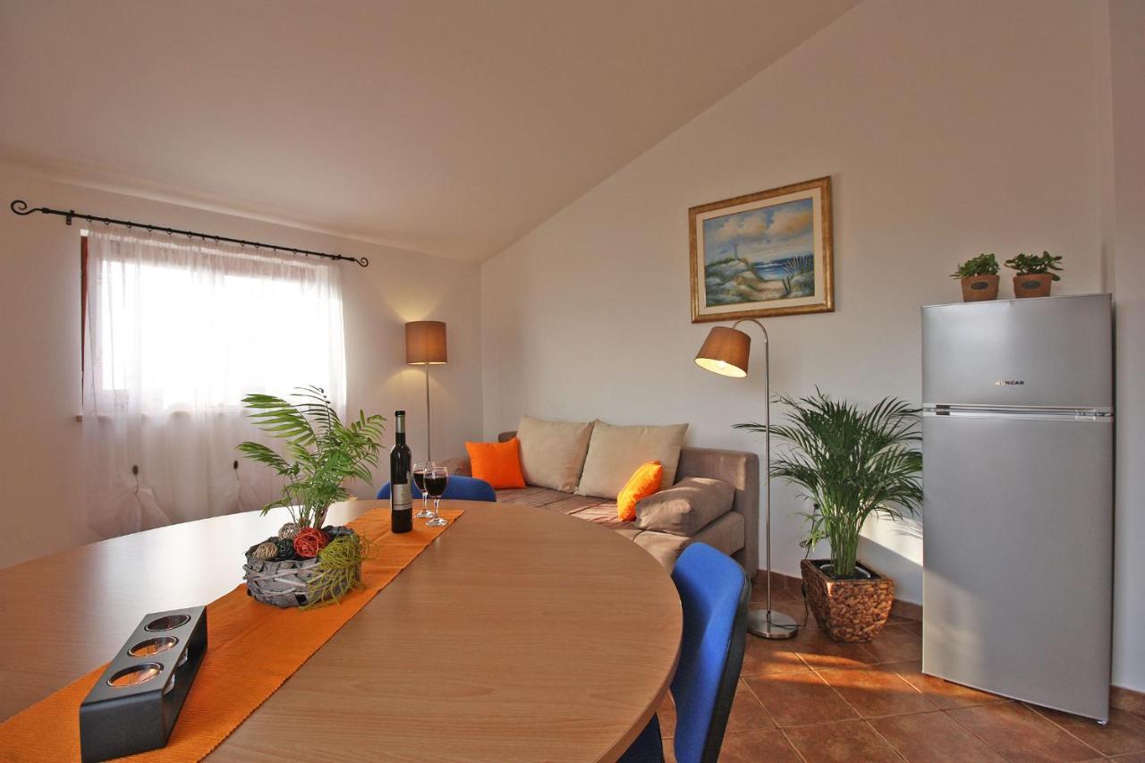 Brijunisol - 3 Apartments Top Position Near The Beautiful Beach Фажана Экстерьер фото